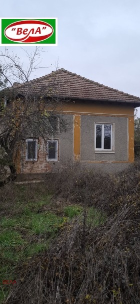 Обява Продава КЪЩА,с. Върбица, област Велико Търново