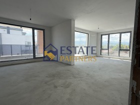 Продава 4-стаен, град Пловдив