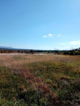 Продава Парцел, с. Горна махала