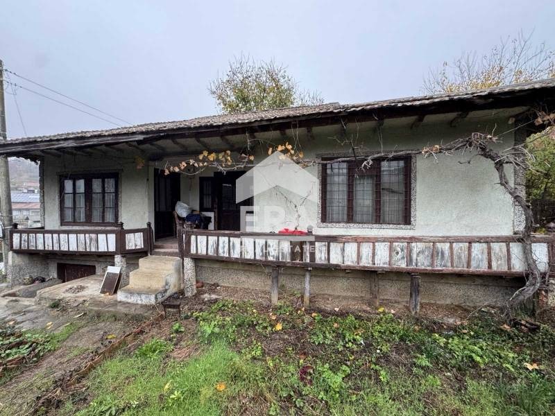 Продава КЪЩА, област Силистра, с. Калипетрово • 26792 € / 52400.60 лв. • 33873543 1 — Holmes.bg Продава КЪЩА, област Силистра, с. Калипетрово • 26792 € / 52400.60 лв. • 33873543 1