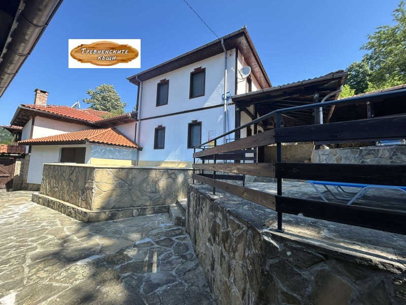 Продава КЪЩА, област Габрово, гр. Трявна • 289900 € / 566995.12 лв. • 25721943 1 — Holmes.bg Продава КЪЩА, област Габрово, гр. Трявна • 289900 € / 566995.12 лв. • 25721943 1