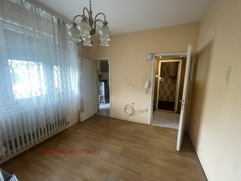 Продава 3-СТАЕН, град Добрич, Център • 110000 € / 215141.30 лв. • 69693044 1 — Holmes.bg Продава 3-СТАЕН, град Добрич, Център • 110000 € / 215141.30 лв. • 69693044 1