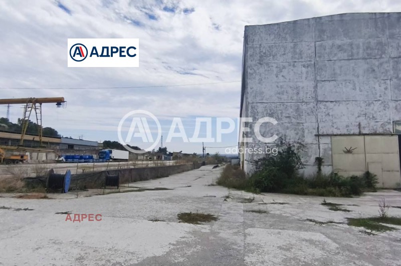 Продава СКЛАД, град Варна, с. Тополи • 2900000 € • 95280332 1 — Holmes.bg Продава СКЛАД, град Варна, с. Тополи • 2900000 € • 95280332 1