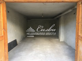 Снимка Продава ГАРАЖ, ПАРКОМЯСТО