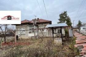 Продажба на имоти в с. Ново село, област Велико Търново - изображение 18 