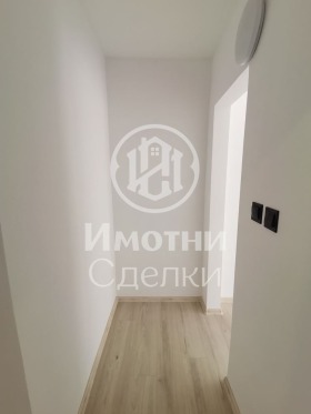 Обява Продава ОФИС,град София, Център