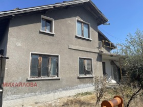 Продава Къща, с. Средец