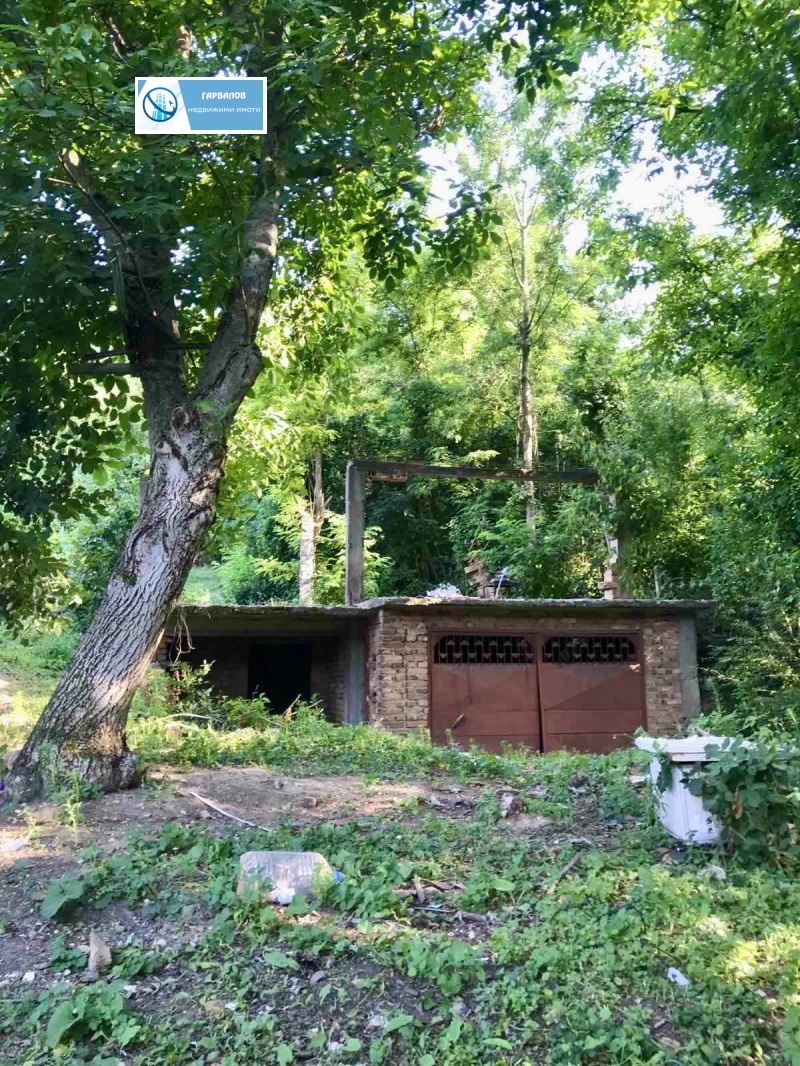 Продава ПАРЦЕЛ, град Русе, Дружба 3 • 8500 € / 16624.56 лв. • 23431496 1 — Holmes.bg Продава ПАРЦЕЛ, град Русе, Дружба 3 • 8500 € / 16624.56 лв. • 23431496 1