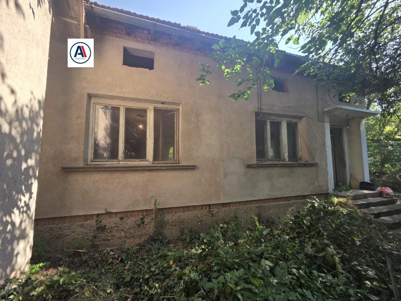Продава КЪЩА, област Монтана, с. Медковец • 25000 € • 77814472 1 — Holmes.bg Продава КЪЩА, област Монтана, с. Медковец • 25000 € • 77814472 1