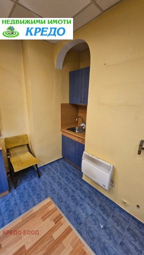 Обява Продава 3-СТАЕН,град Перник, Изток