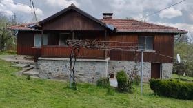 Обява Продава КЪЩА,с. Борика, област София
