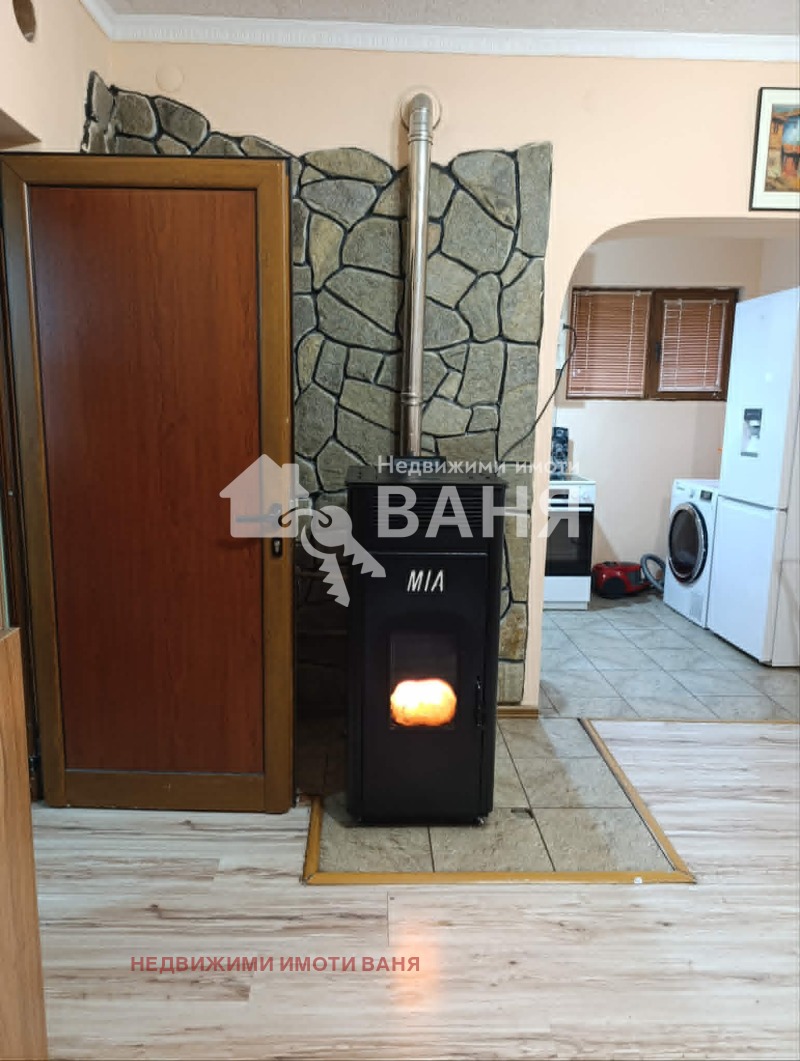 Продава КЪЩА, област Пловдив, с. Анево • 135000 € / 264037.05 лв. • 30018591 1 — Holmes.bg Продава КЪЩА, област Пловдив, с. Анево • 135000 € / 264037.05 лв. • 30018591 1