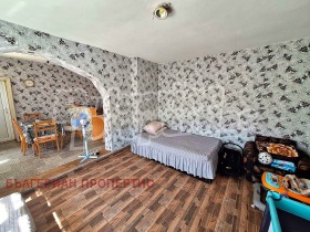 Продава КЪЩА | Imot.bg — малка снимка 7