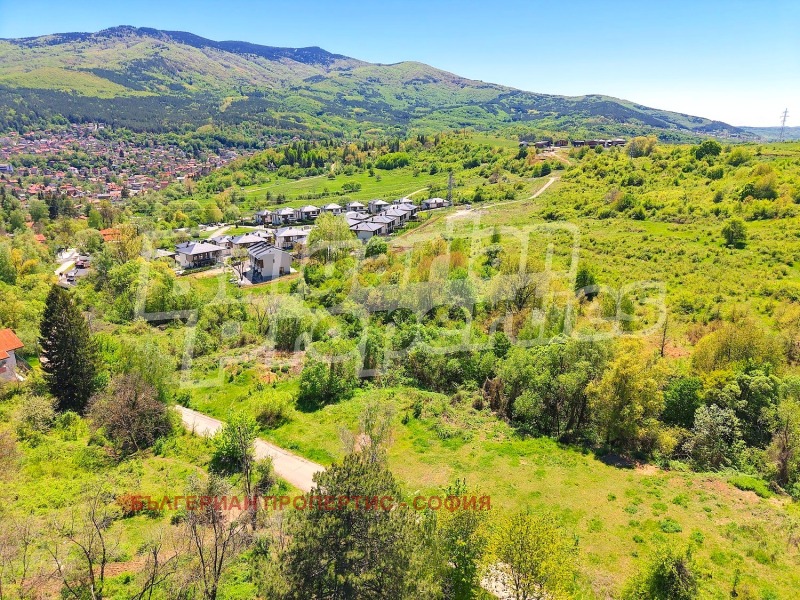 Продава ПАРЦЕЛ, град София, с. Владая • 105000 € / 205362.15 лв. • 88068358 1 — Holmes.bg Продава ПАРЦЕЛ, град София, с. Владая • 105000 € / 205362.15 лв. • 88068358 1