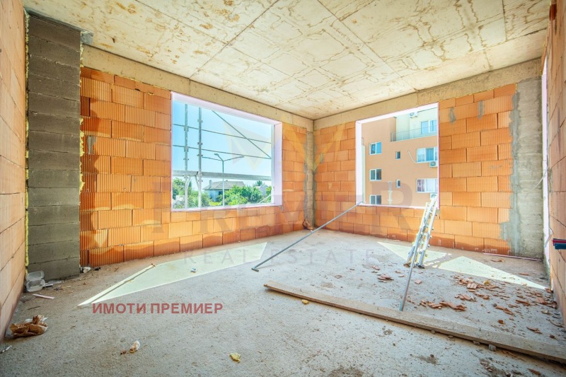 Продава 2-СТАЕН, град Варна, Възраждане 3 • 99900 € • 70106346 1 — Holmes.bg Продава 2-СТАЕН, град Варна, Възраждане 3 • 99900 € • 70106346 1