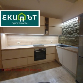 Продава Къща, с. Добрина