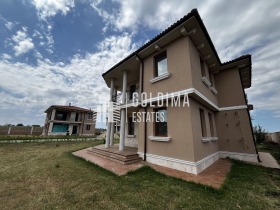 Продава Къща, гр. Поморие