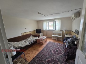 Обява Продава 1-СТАЕН,град Шумен, Куршун чешма