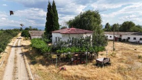 Обява Продава ТЪРГОВСКИ КОМПЛЕКС,с. Величково, област Пазарджик