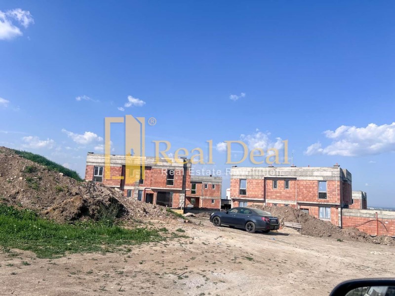 Продава  Къща, област Пловдив, с. Марково •  236 900 EUR • ID 92114833 — holmes.bg - [1] 