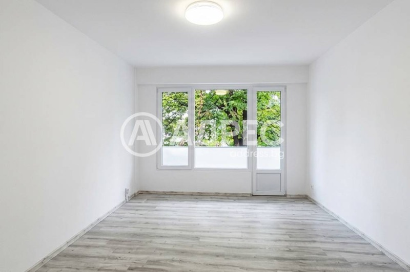 Продава 2-СТАЕН, град Шумен, Добруджански • 120000 € / 234699.60 лв. • 12396584 1 — Holmes.bg Продава 2-СТАЕН, град Шумен, Добруджански • 120000 € / 234699.60 лв. • 12396584 1