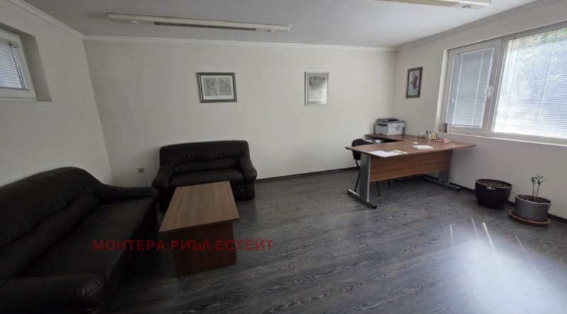 Продава ОФИС, град Варна, Център • 300000 € / 586749.00 лв. • 96100496 1 — Holmes.bg Продава ОФИС, град Варна, Център • 300000 € / 586749.00 лв. • 96100496 1