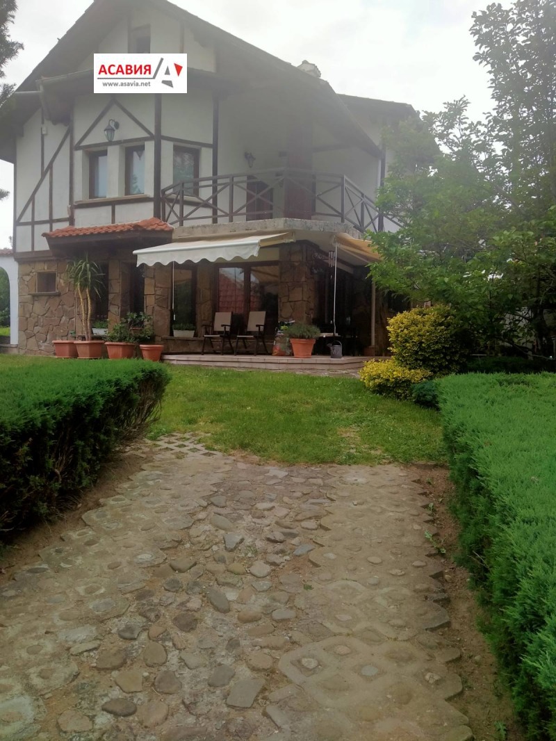 Продава КЪЩА, област София, гр. Правец • 450000 € • 57268916 1 — Holmes.bg Продава КЪЩА, област София, гр. Правец • 450000 € • 57268916 1