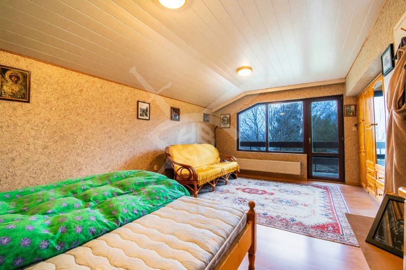 Продава КЪЩА, град София, с. Бистрица • 600000 € / 1173498.00 лв. • 94464849 1 — Holmes.bg Продава КЪЩА, град София, с. Бистрица • 600000 € / 1173498.00 лв. • 94464849 1