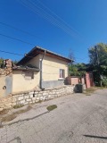 Продава КЪЩА, град Плевен, 9-ти квартал • 37000 € / 72365.71 лв. • 98296310 2 — Holmes.bg Продава КЪЩА, град Плевен, 9-ти квартал • 37000 € / 72365.71 лв. • 98296310 2