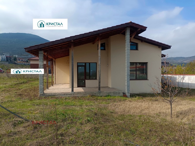 Продава КЪЩА, област Пловдив, с. Марково • 260000 € / 508515.80 лв. • 74980324 1 — Holmes.bg Продава КЪЩА, област Пловдив, с. Марково • 260000 € / 508515.80 лв. • 74980324 1