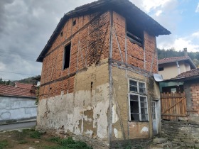 Обява Продава КЪЩА,с. Черни Осъм, област Ловеч>