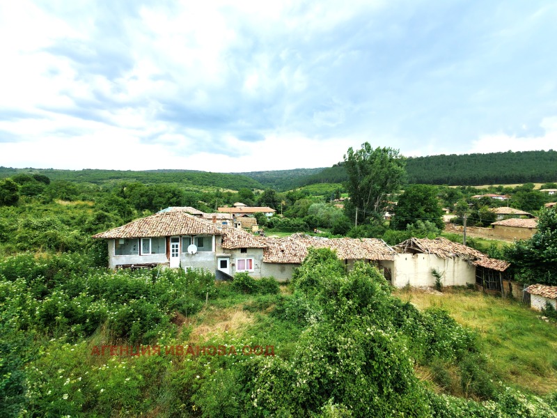 Продава КЪЩА, област Търговище, с. Лиляк • 35000 € / 68454.05 лв. • 16196851 1 — Holmes.bg Продава КЪЩА, област Търговище, с. Лиляк • 35000 € / 68454.05 лв. • 16196851 1