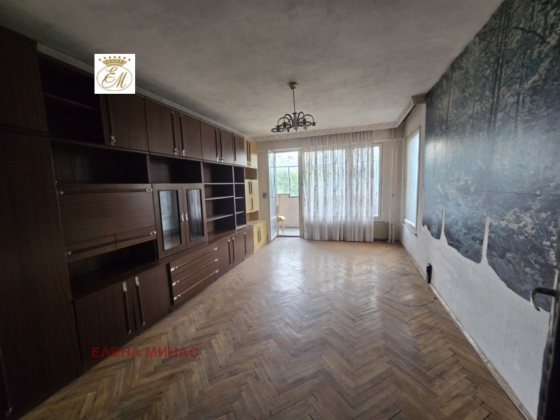 Продава 3-СТАЕН, град Шумен, Добруджански • 115000 € / 224920.45 лв. • 86247378 1 — Holmes.bg Продава 3-СТАЕН, град Шумен, Добруджански • 115000 € / 224920.45 лв. • 86247378 1