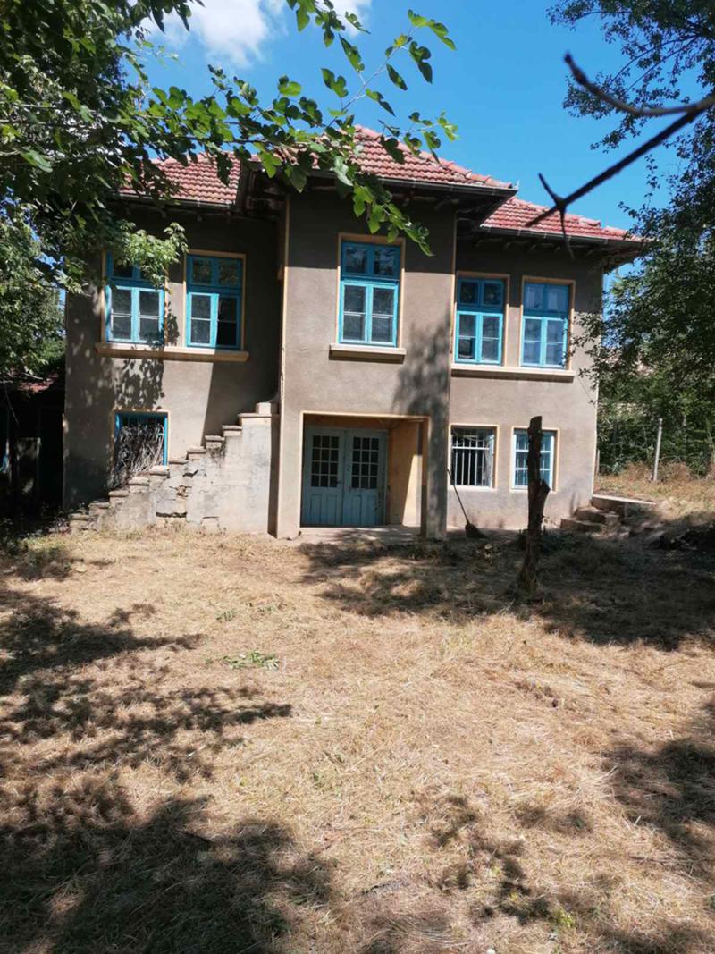 Продава  Къща, област Велико Търново, с. Ресен • 16 000 EUR • ID 31574449 — holmes.bg - [1] 