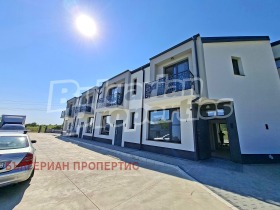 Продава Къща, с. Марково