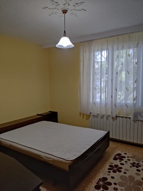 Продава етаж от къща град Пловдив Въстанически - [1] 