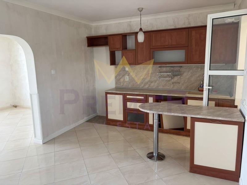 Продава МНОГОСТАЕН, град Пловдив, Тракия • 176870 € / 345927.65 лв. • 41434803 1 — Holmes.bg Продава МНОГОСТАЕН, град Пловдив, Тракия • 176870 € / 345927.65 лв. • 41434803 1