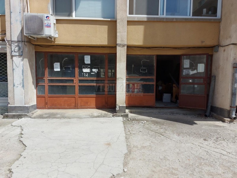 Продава  Магазин град Велико Търново , Колю Фичето , 92 кв.м | 72489522