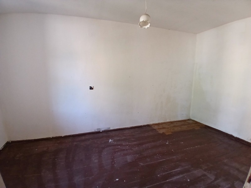Продава 2-СТАЕН, град София, гр. Бухово • 90000 € / 176024.70 лв. • 92487512 1 — Holmes.bg Продава 2-СТАЕН, град София, гр. Бухово • 90000 € / 176024.70 лв. • 92487512 1