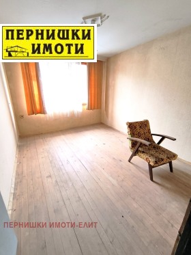 Обява Продава КЪЩА,град Перник, Нов Драгановец>