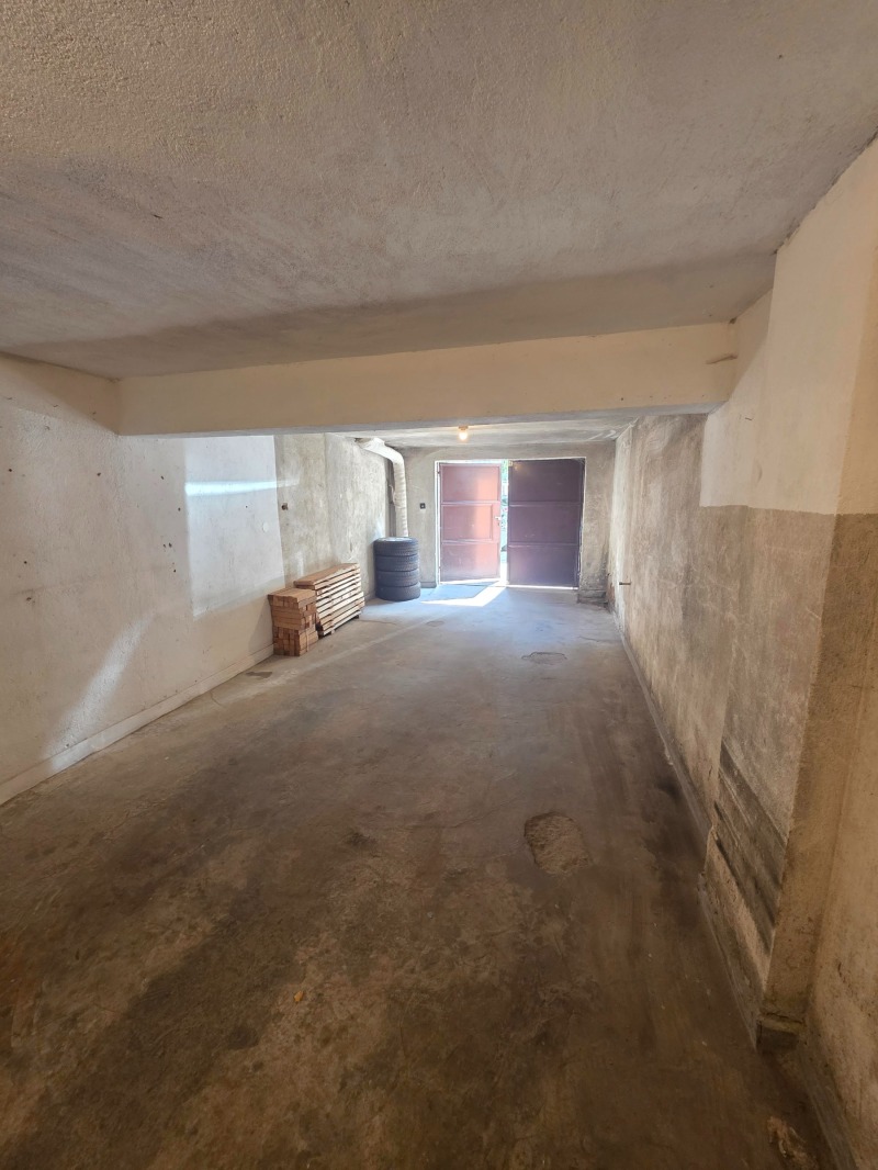 Продава ГАРАЖ, ПАРКОМЯСТО, град София, Център • по договаряне • 76567620 1 — Holmes.bg Продава ГАРАЖ, ПАРКОМЯСТО, град София, Център • по договаряне • 76567620 1