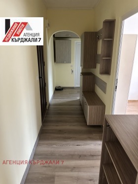 Обява Продава 2-СТАЕН,град Кърджали, Възрожденци