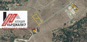 Продава Парцел, с. Петлино
