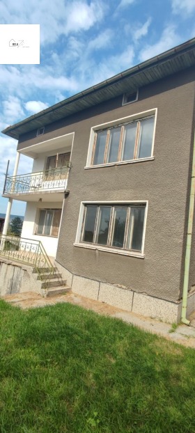 Продажба на етажи от къща в област Перник - изображение 4 
