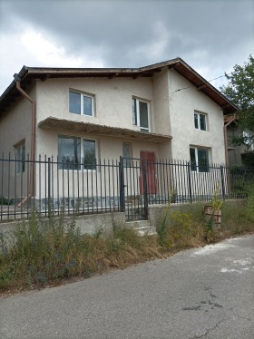 Продажба на имоти в с. Негушево, област София - изображение 2 