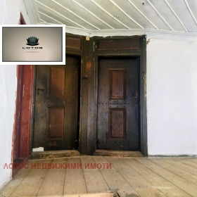 Обява Продава КЪЩА,гр. Лясковец, област Велико Търново