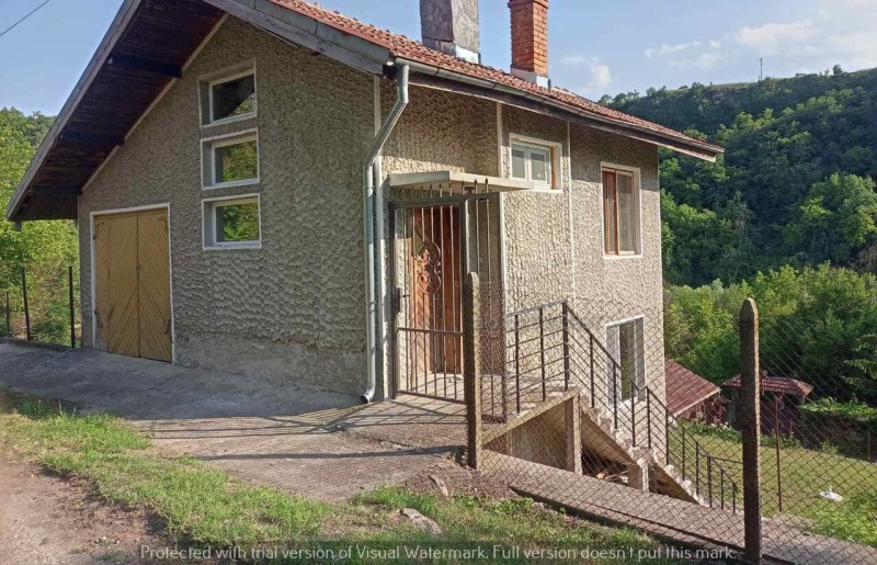 Продава  Къща, област Русе, с. Нисово • 56 000 EUR • ID 62060210 — holmes.bg - [1] 
