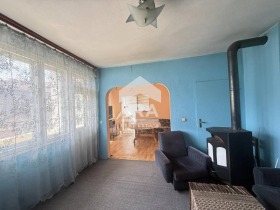 Обява Продава ЕТАЖ ОТ КЪЩА,гр. Горна Оряховица, област Велико Търново