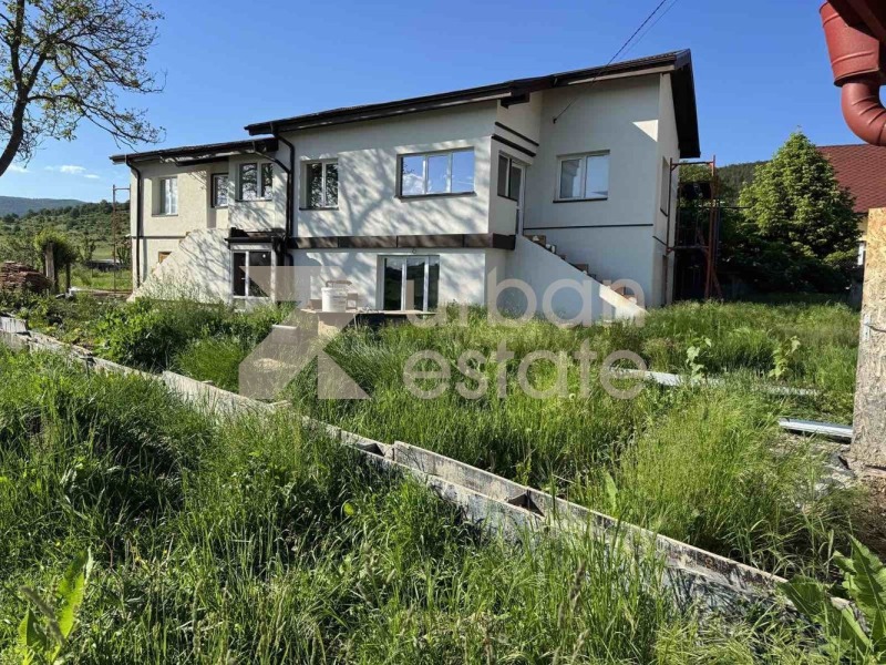 Продава КЪЩА, област София, с. Саранци • 250000 € • 89987274 1 — Holmes.bg Продава КЪЩА, област София, с. Саранци • 250000 € • 89987274 1