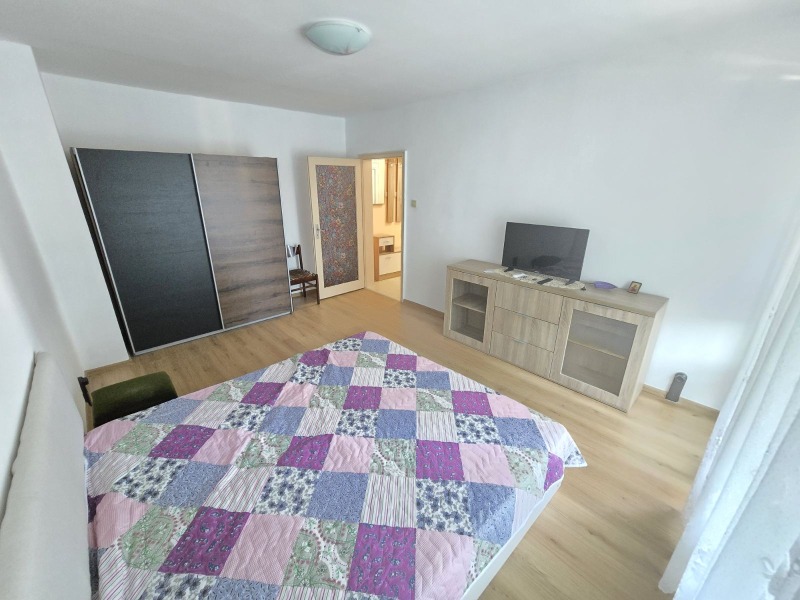 Продава 1-СТАЕН, град Бургас, Изгрев • 92000 € / 179936.36 лв. • 88188597 1 — Holmes.bg Продава 1-СТАЕН, град Бургас, Изгрев • 92000 € / 179936.36 лв. • 88188597 1